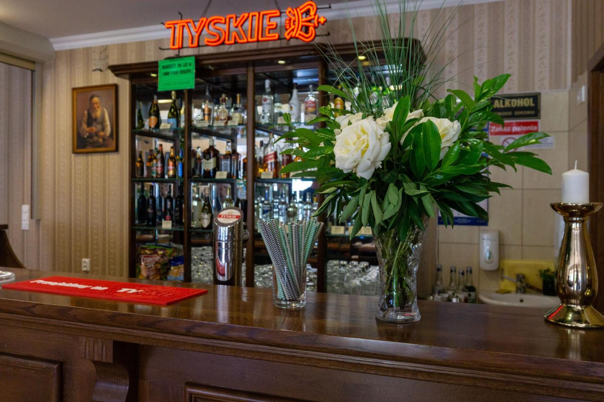 Hotel Hesperus Międzyrzec Podlaski Extérieur photo