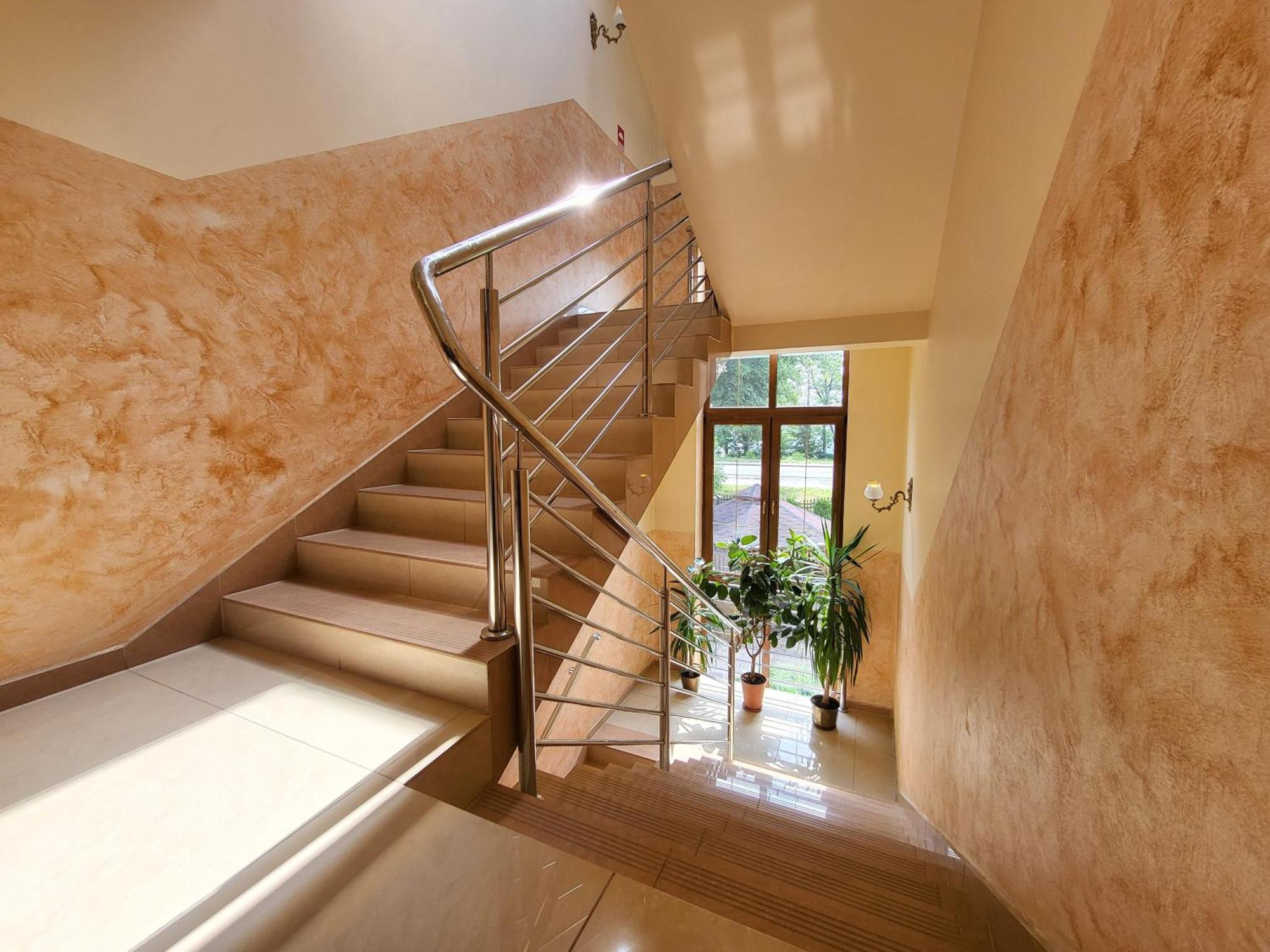 Hotel Hesperus Międzyrzec Podlaski Extérieur photo
