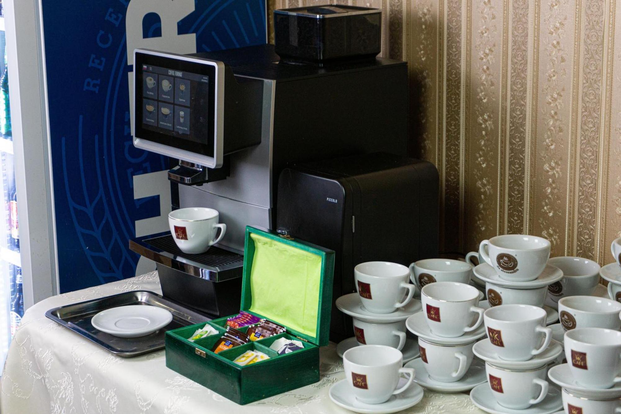 Hotel Hesperus Międzyrzec Podlaski Extérieur photo