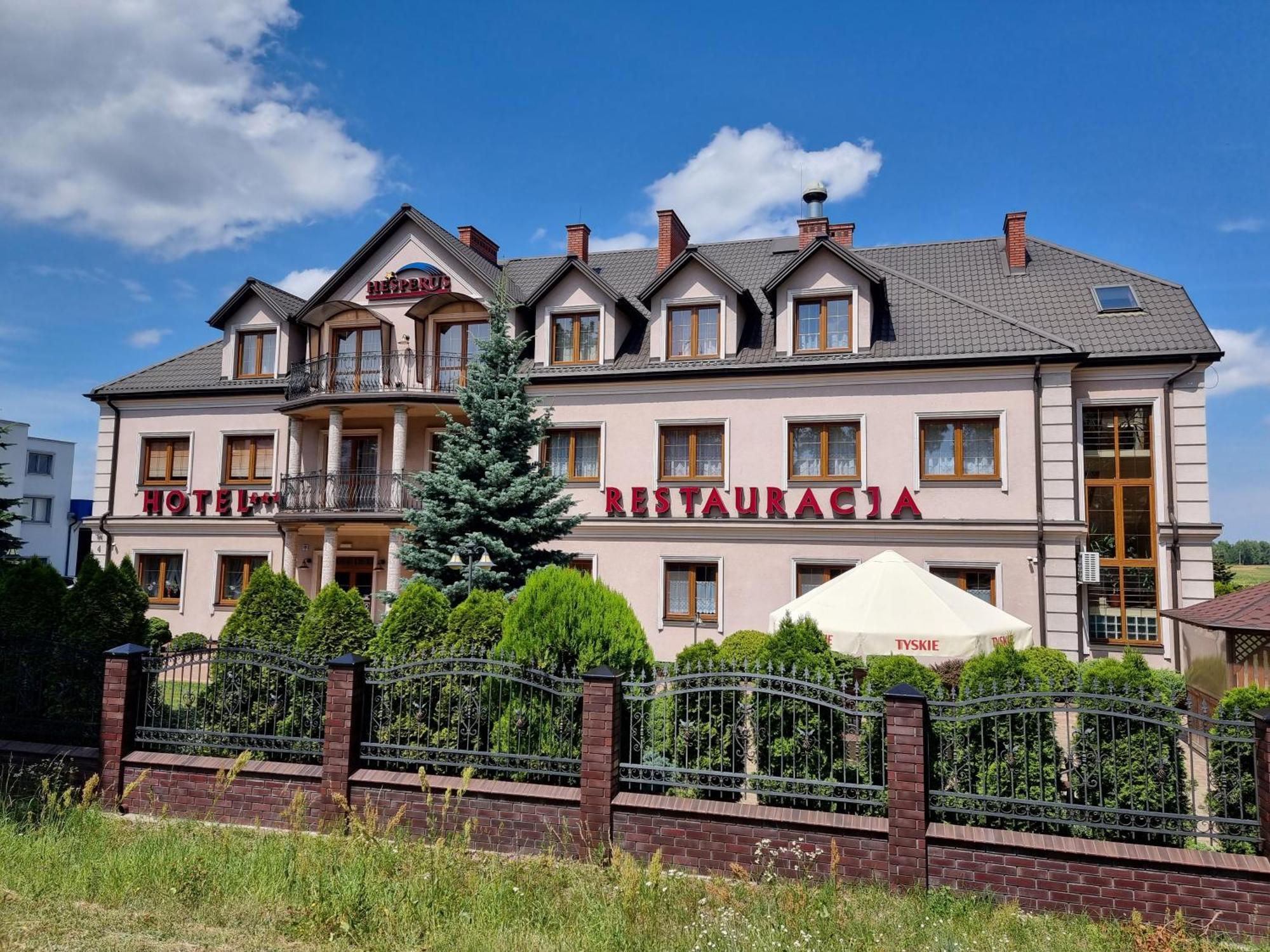 Hotel Hesperus Międzyrzec Podlaski Extérieur photo